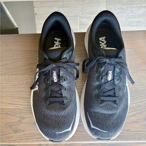 Hoka Black and White Women’s Athletic Shoes - Solimar2